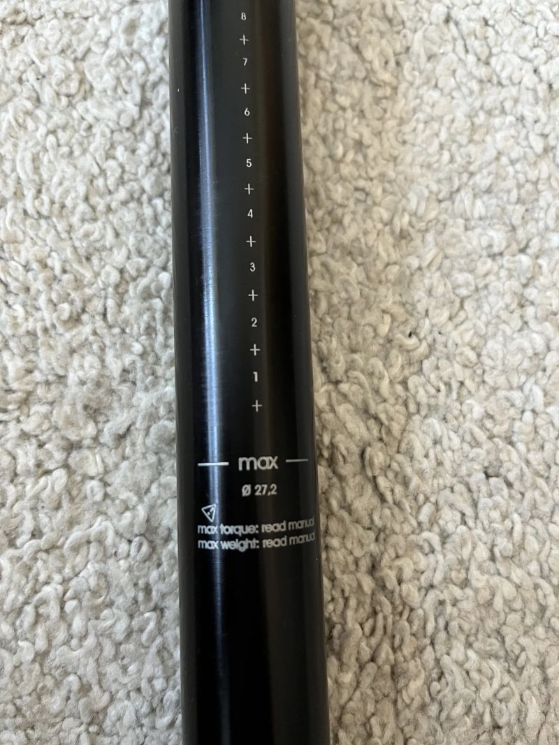 Sedlovka Tune 27,2mm, 400mm