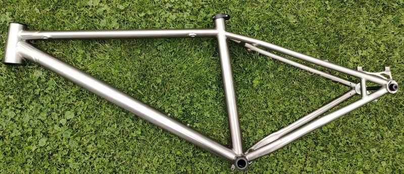 Titanový Hardtail rám pro trail 29"