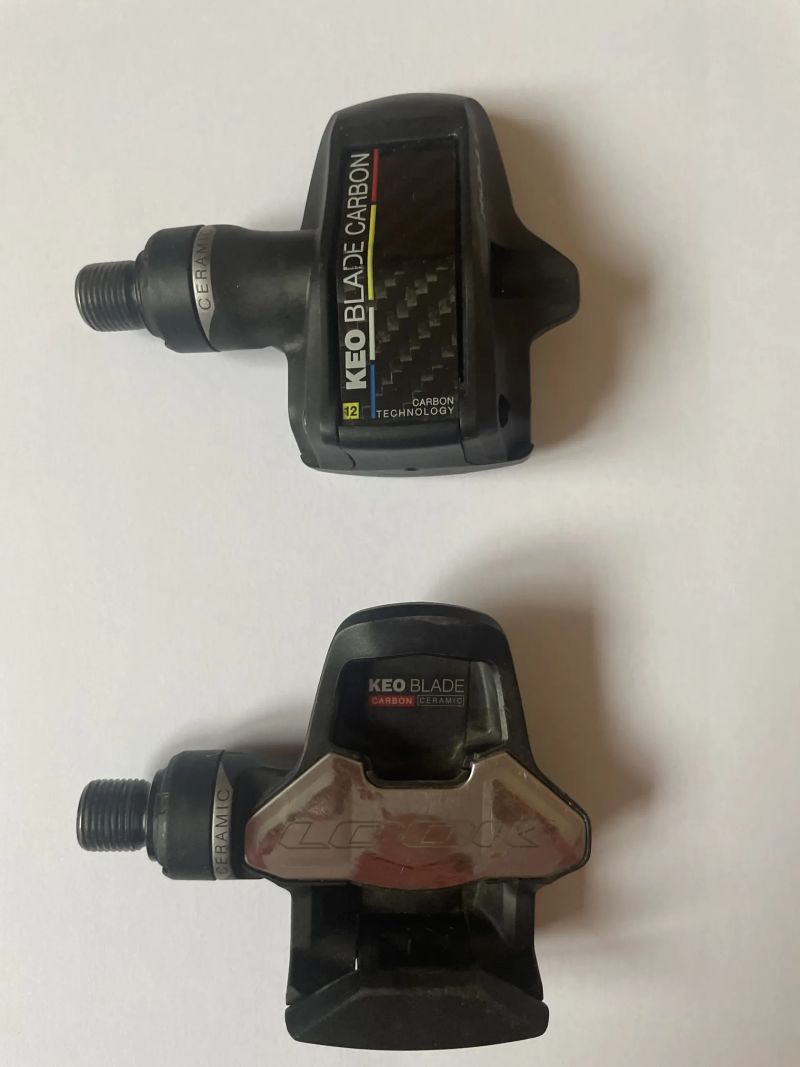 Prodám 2 páry silničních pedálů LOOK KEO BLADE CARBON ( možno i jednotlivě )