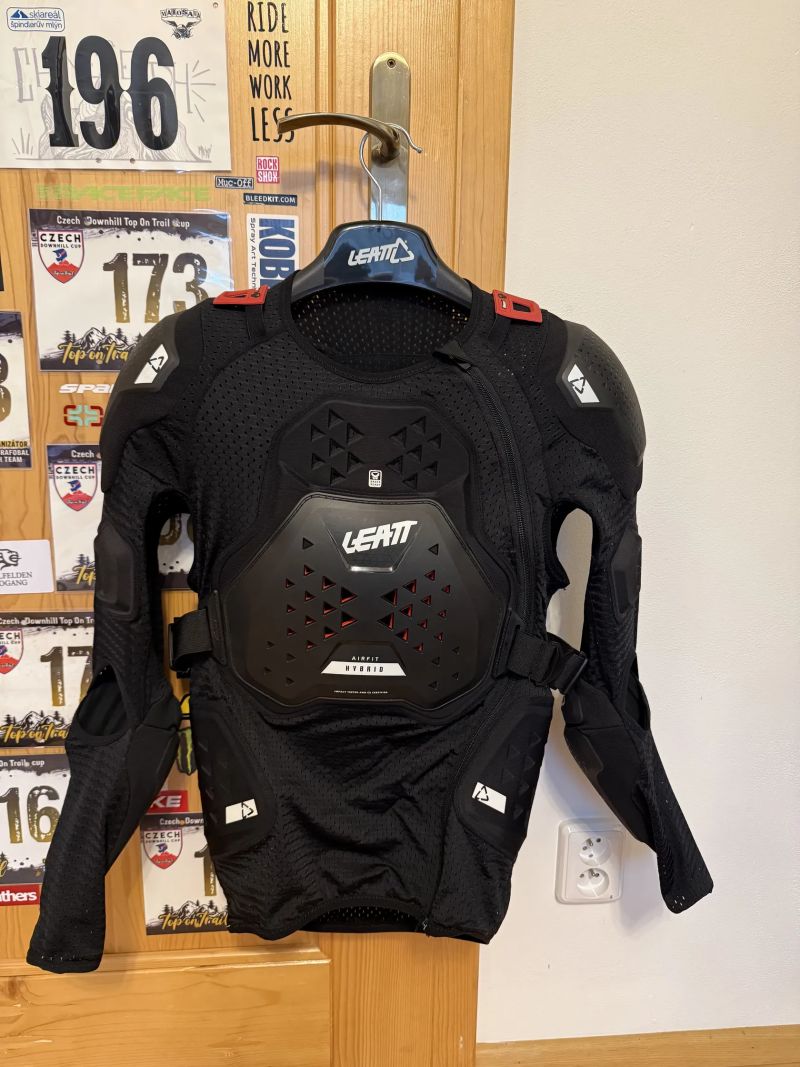 Leatt body Protector 3DF AirFit Hybrid