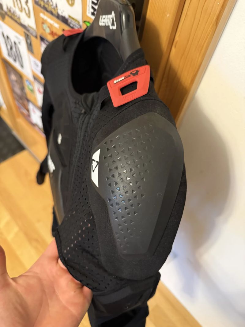 Leatt body Protector 3DF AirFit Hybrid