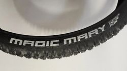 Prodám nové pneu Schwalbe MAGIC MARY 29x2.40 a TACKY CHAN 27.5x2.40 (Mullet)