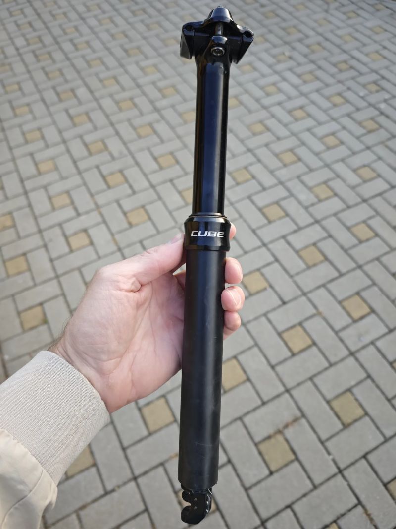 Teleskopicka sedlovka 100 mm, prumer 30.9 mm, vcetne packy