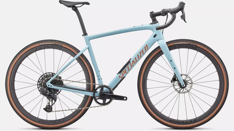 Specialized Diverge Expert Carbon vel. 61. Najeto cca 500 km.