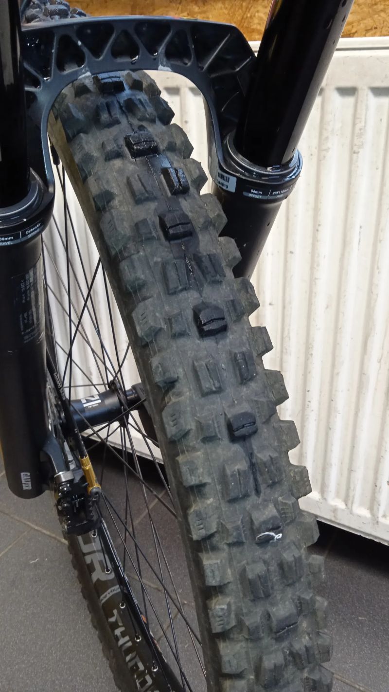 Kellys NOID 90 29" 