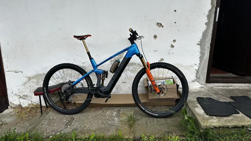 Cube Stereo Hybrid 140 HPC Actionteam 750