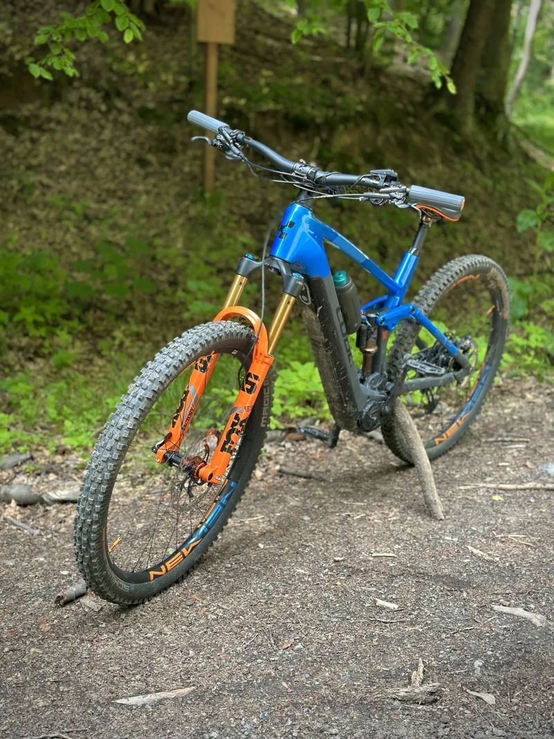 Cube Stereo Hybrid 140 HPC Actionteam 750
