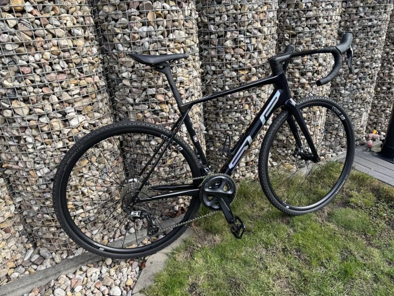 Superior X-Road Team Issue