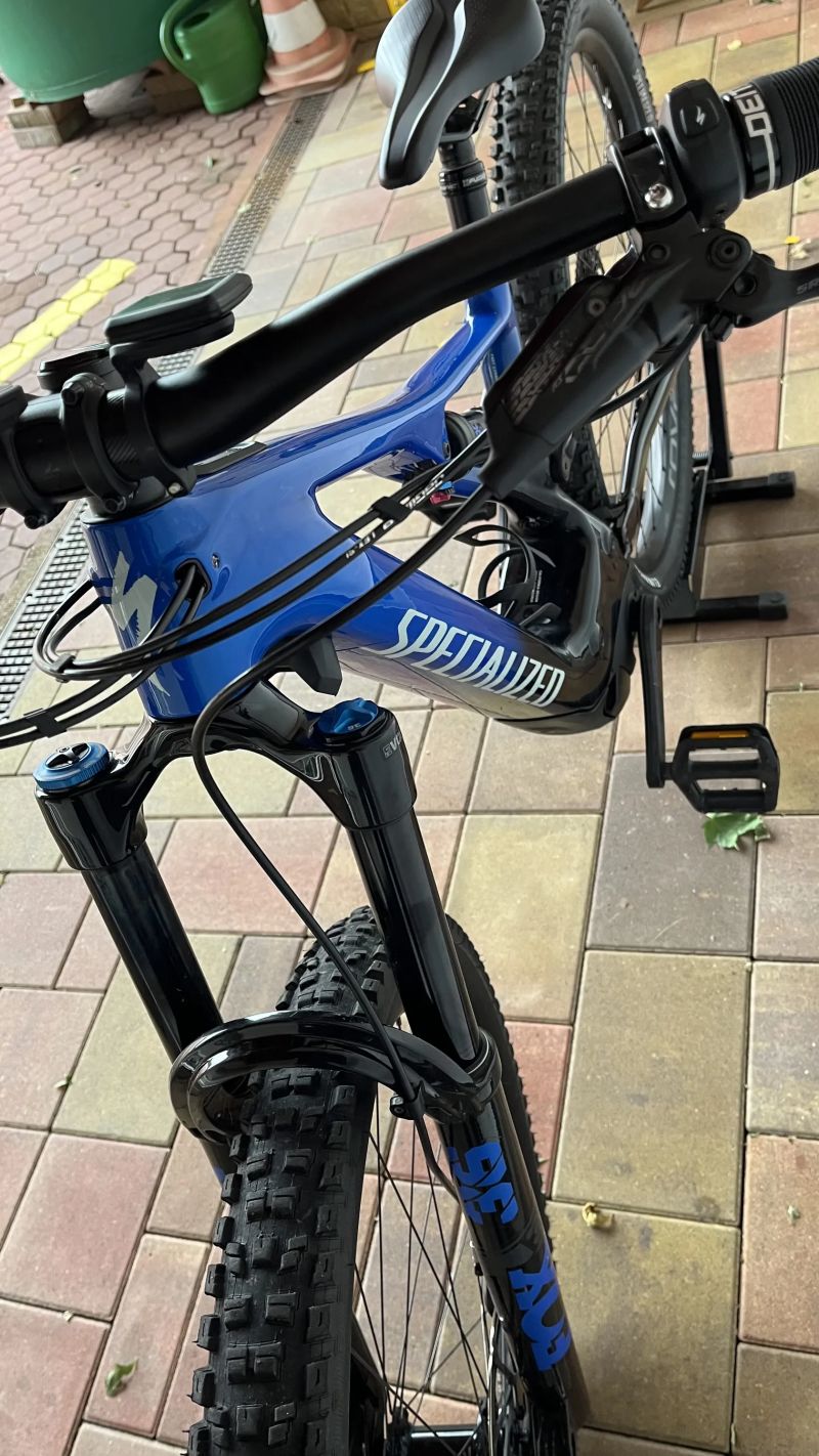 Specialized Turbo Levo Expert Carbon 2021 – Cobalt Blue – 700Wh – Velikost M