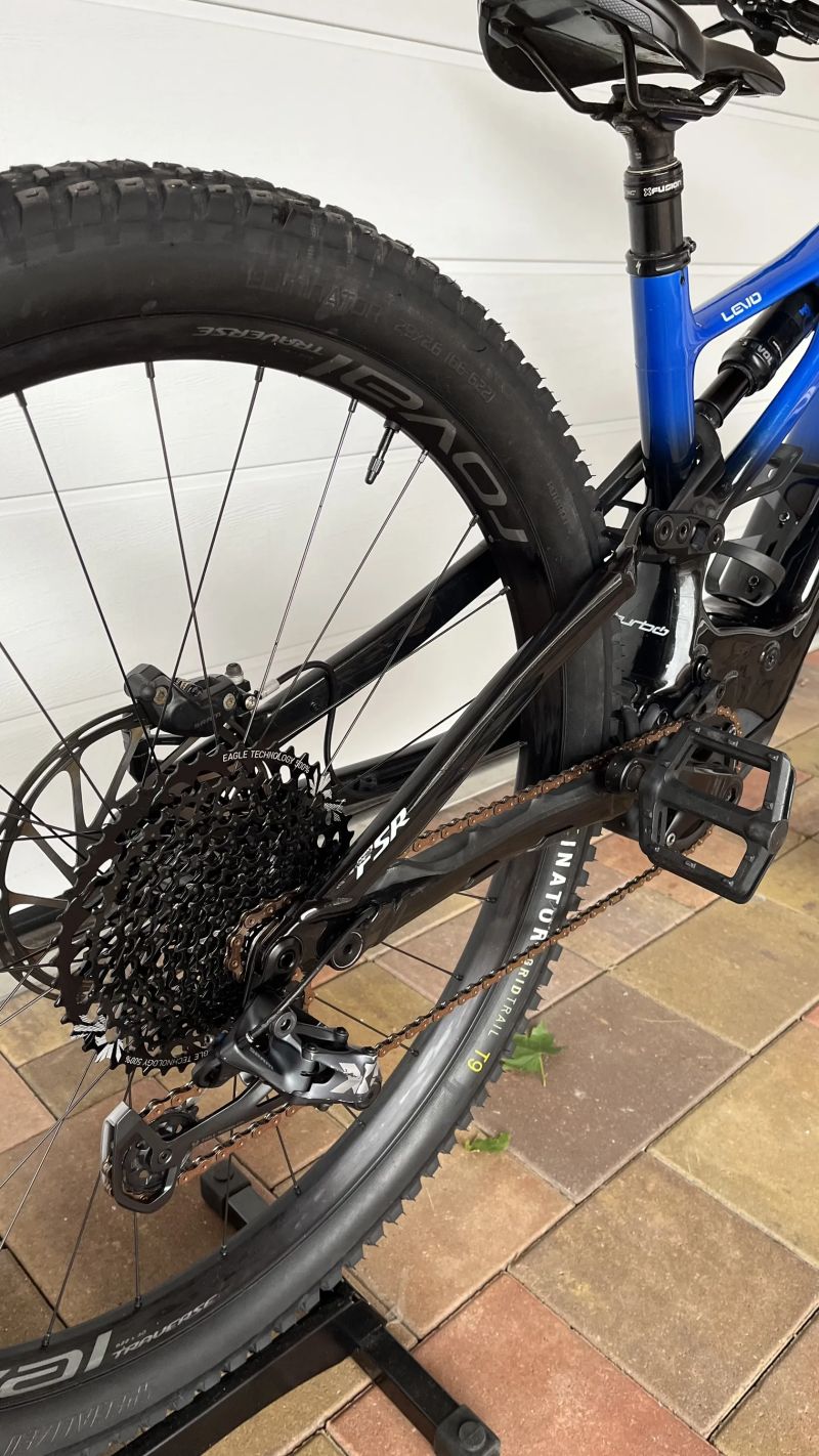 Specialized Turbo Levo Expert Carbon 2021 – Cobalt Blue – 700Wh – Velikost M