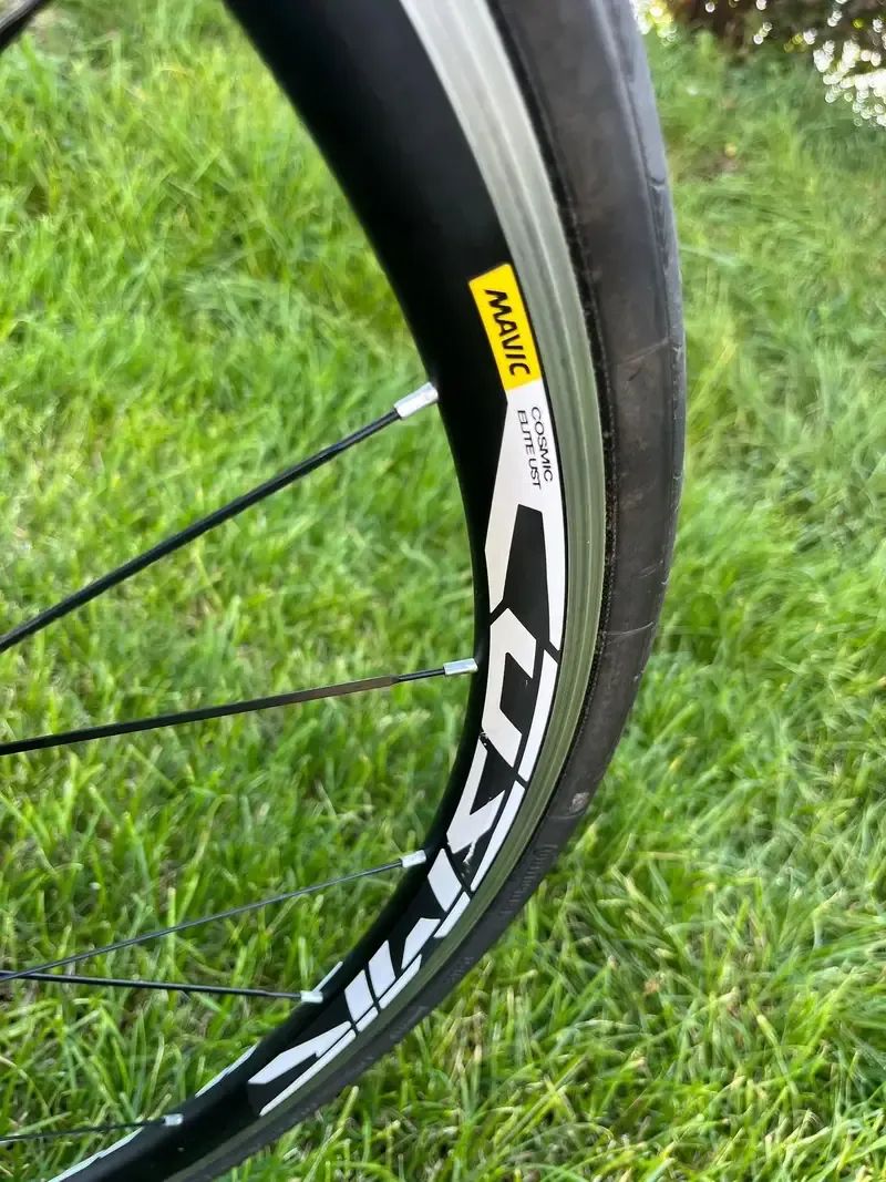 Specialized tarmac comp