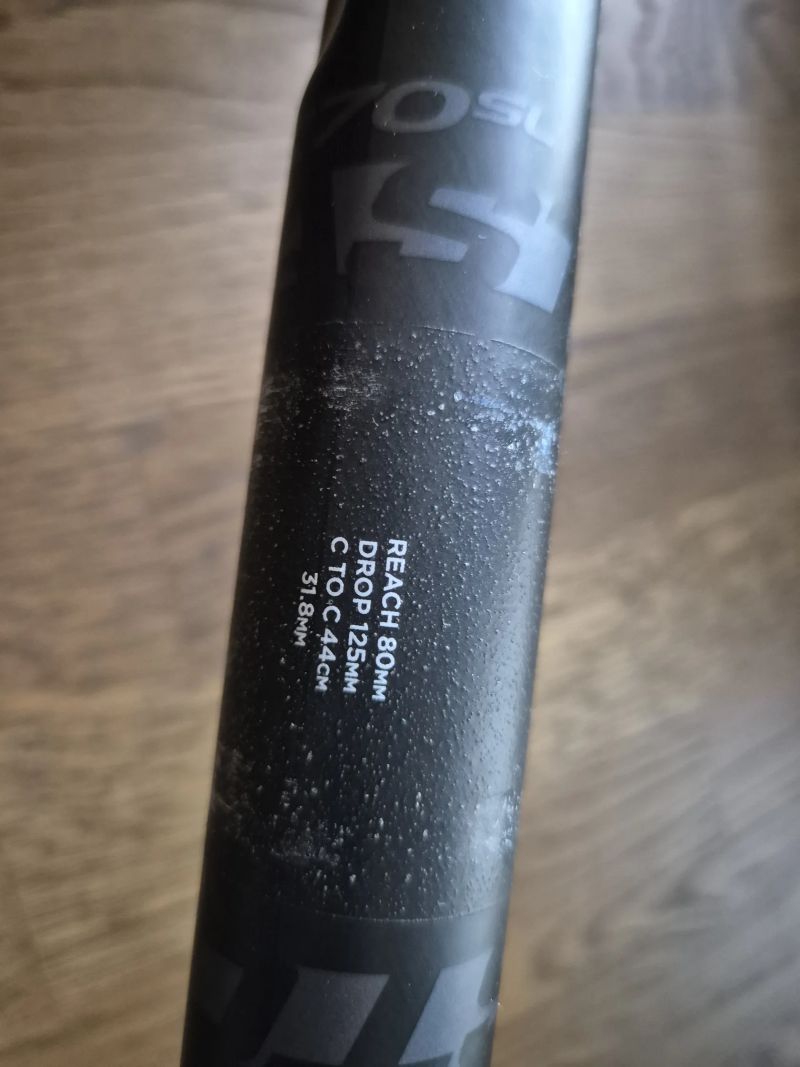 Karbonová silniční řídítka Easton EC70SL