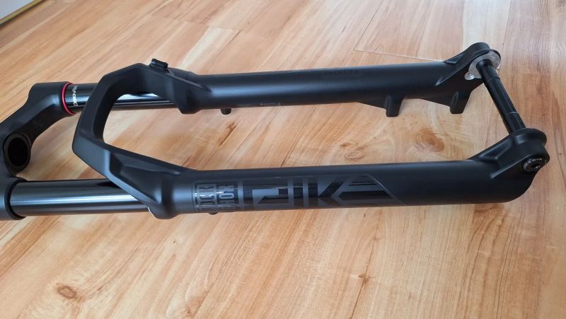Vidlice Rock Shox Pike 130mm