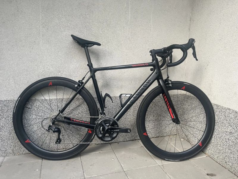 Canyon Endurace CF7 + karbonová kola r.v. 2017 vel.M (170-185)
