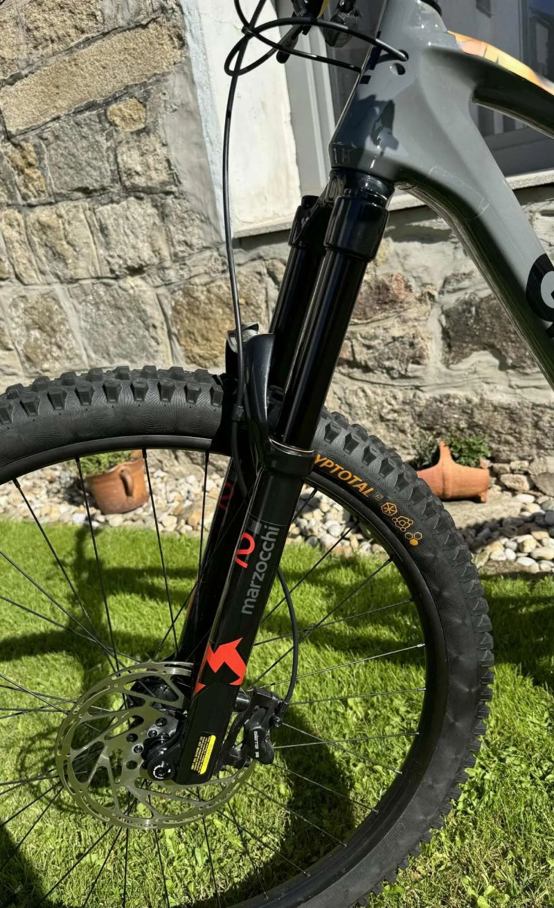 GT GT Sensor Carbon Elite