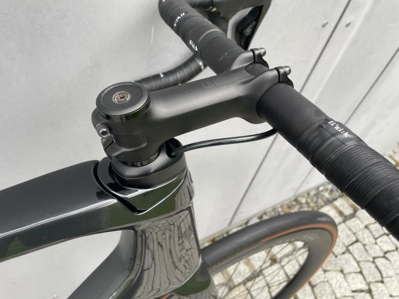 Trek Emonda SL 6 PRO Di2 Shimano 105 vel. 60 (na postavu 185 cm - 190 cm)