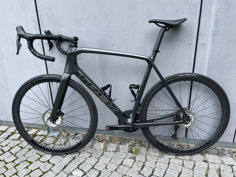Trek Emonda SL 6 PRO Di2 Shimano 105 vel. 60 (na postavu 185 cm - 190 cm)