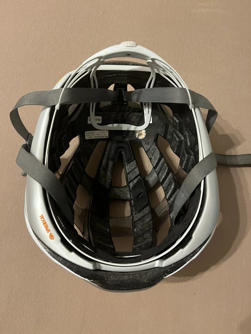 přilba GIRO Aether Spherical - vel.M