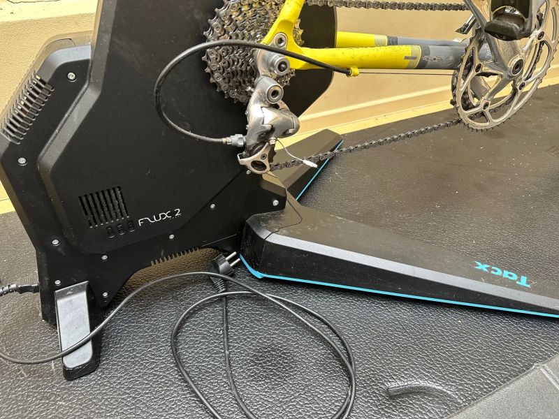 Tacx Flux 2 smart + kolo