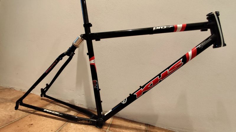 Soft tailový rám KHS Pro ST + sedlovka + sedlová objímka + hlavové složení