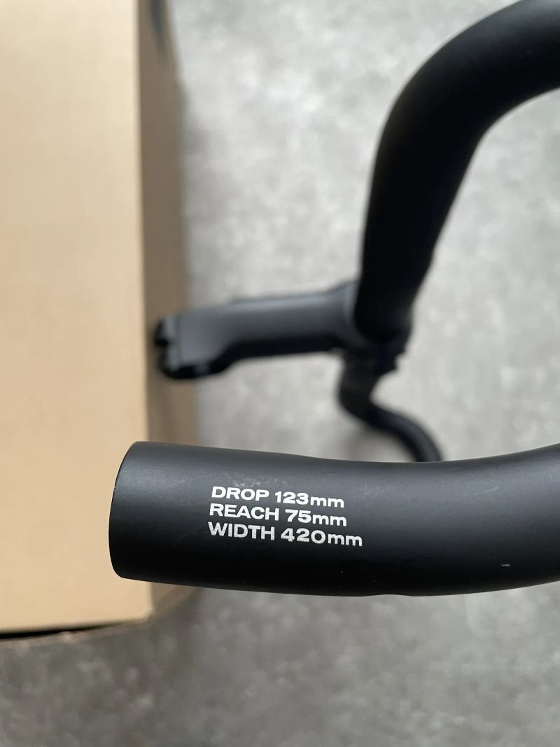 Specialized Expert Shallow Drop, Alloy + Future Comp 6D