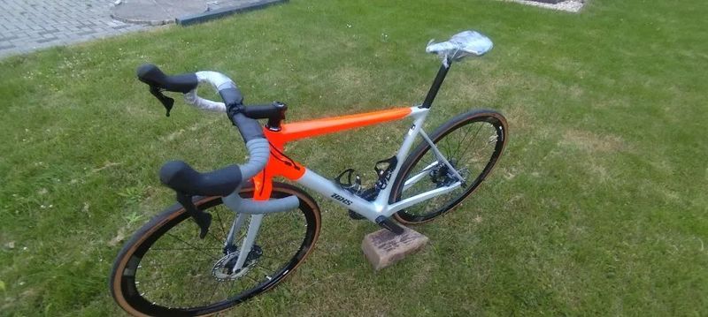 BIXS GRAN TURISMO X