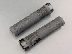 gripy OneUp Thin Grips