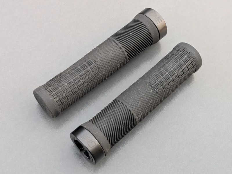gripy OneUp Thin Grips