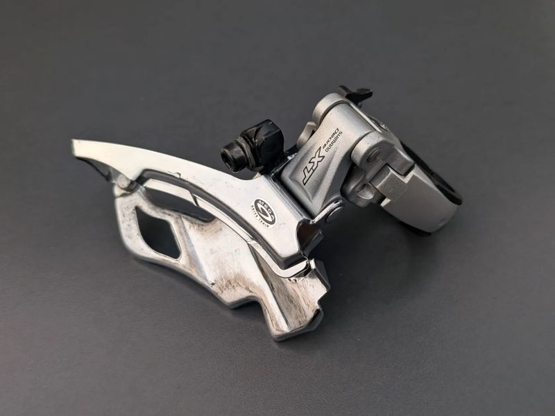přesmykač Shimano Deore XT 3x9