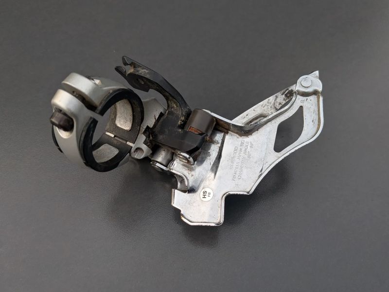 přesmykač Shimano Deore XT 3x9