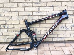 Trek Top Fuel 9.9 Carbon - téměř nepoužitý 