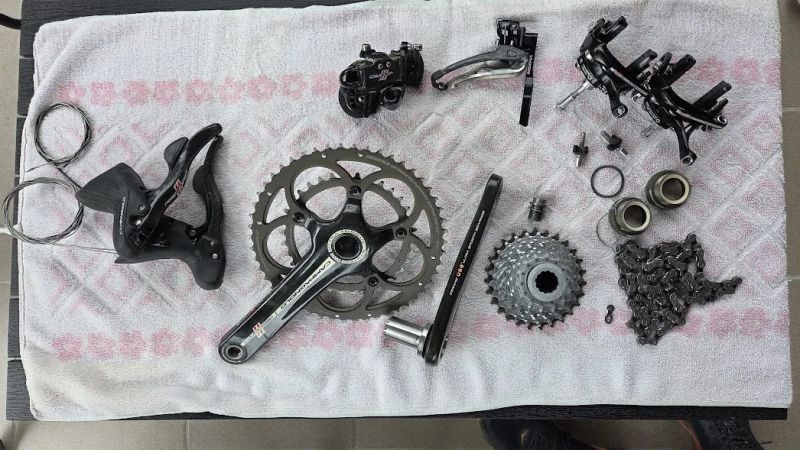 predám sadu Campagnolo record