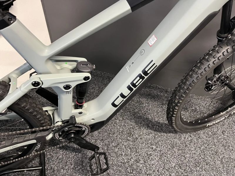 Cube Stereo Hybrid 140HPC PRO 625 vel.XL 2023 219KM KARBON