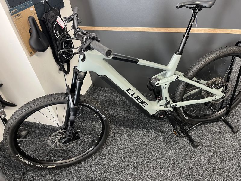 Cube Stereo Hybrid 140HPC PRO 625 vel.XL 2023 219KM KARBON