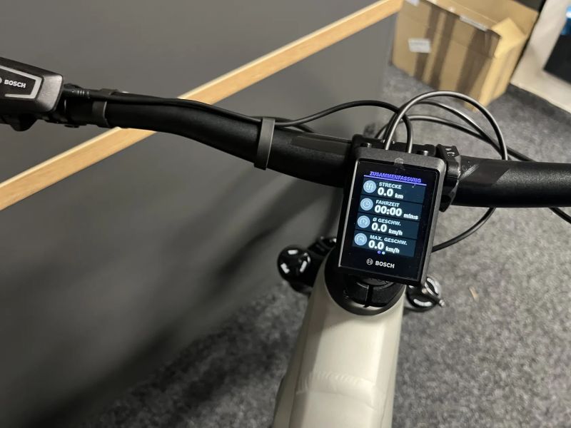 CUBE Reaction Hybrid SLX 750 vel. S 2024 NOVÉ FOX grey 