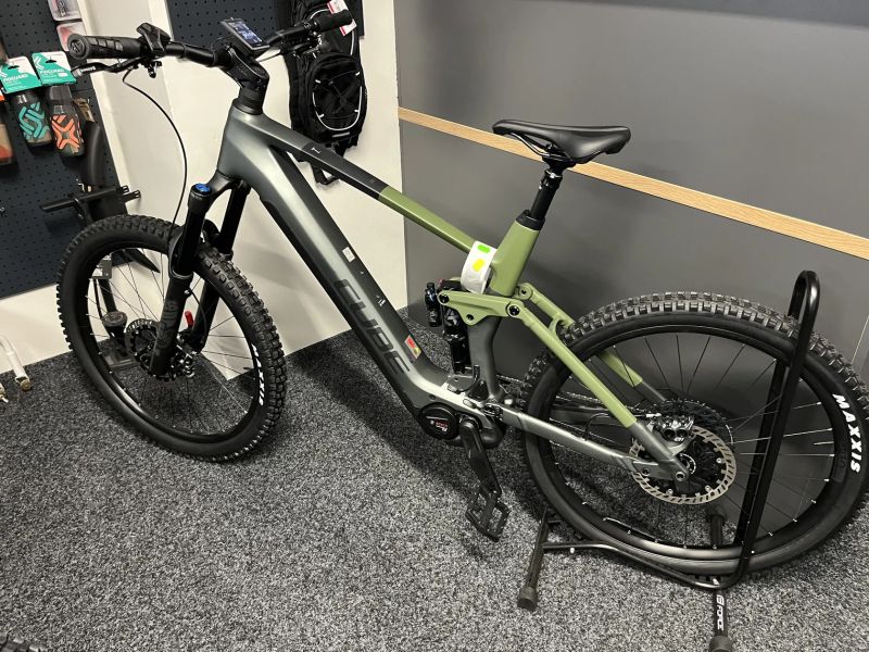 CUBE Stereo Hybrid 160 HPC TM 750 vel.XL NOVÉ 2024