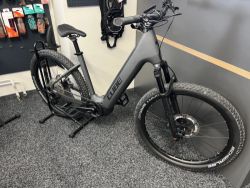 Cube Reaction Hybrid SLT 750 2024 NOVÉ EASY ENTRY vel.L šedá
