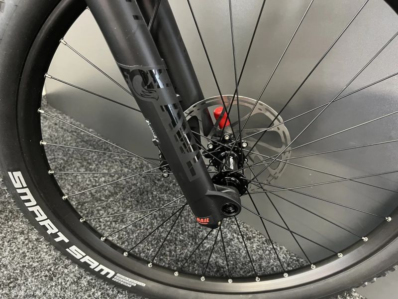 CUBE Reaction Hybrid SLX 750 vel. S 2024 NOVÉ FOX Black