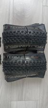 Pláště Bontrager Team Issue Tubeles Ready 27x2.35