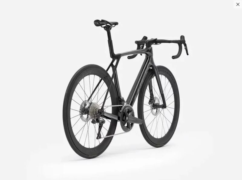 Trek Madone SL 7 Gen 8 Gloss Dark Star/Matte Deep Smoke Velikost M/L