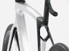 Trek Madone SL 7 Gen 8 Gloss Crystal White/Matte Deep Smoke Velikost L