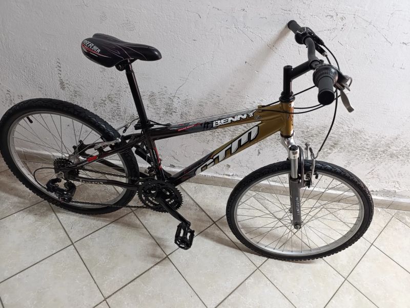 Starší renovované jízdní kolo dětské CTM BENNY 24"