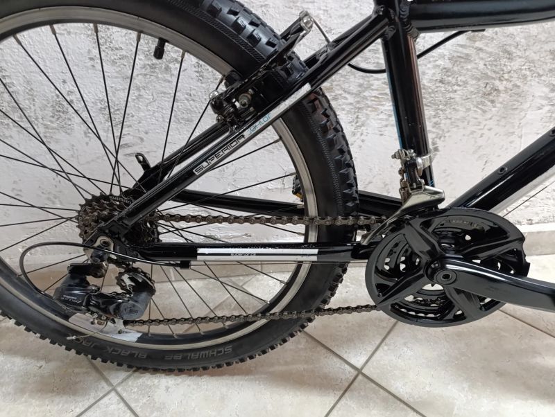 Starší renovované jízdní kolo dětské SUPERIOR Junior 24"