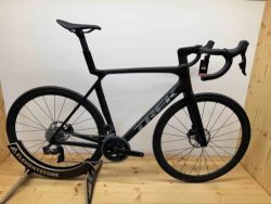 Madone SL 6 AXS Gen 8 Matte Dark Web Velikost L