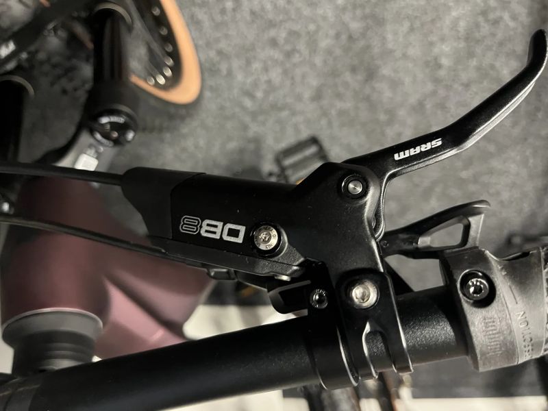 CUBE Reaction Hybrid SLX 750 vel. S 2024 NOVÉ FOX Rubyred