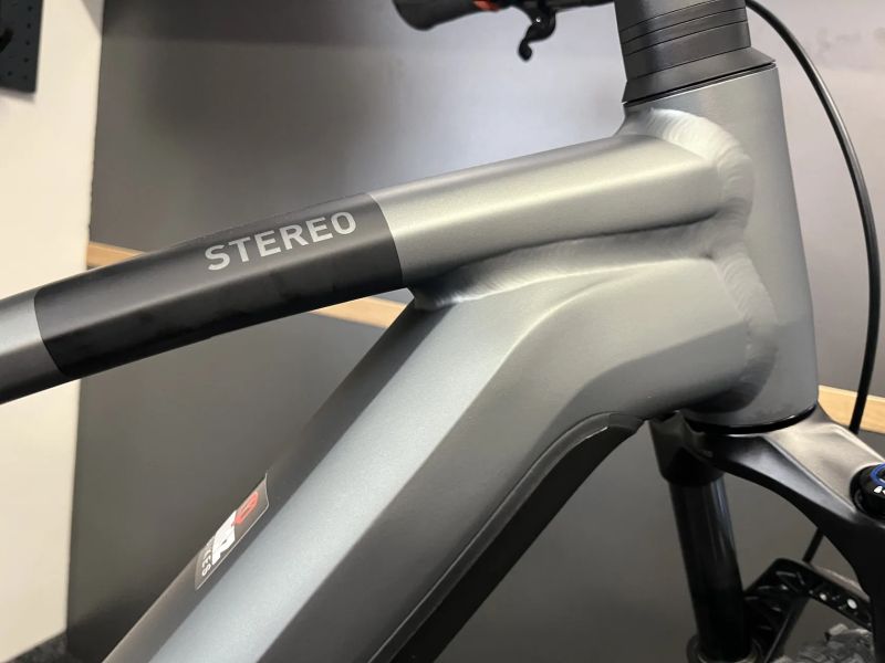 CUBE Stereo Hybrid 120 PRO 625 vel.L 2023 184km