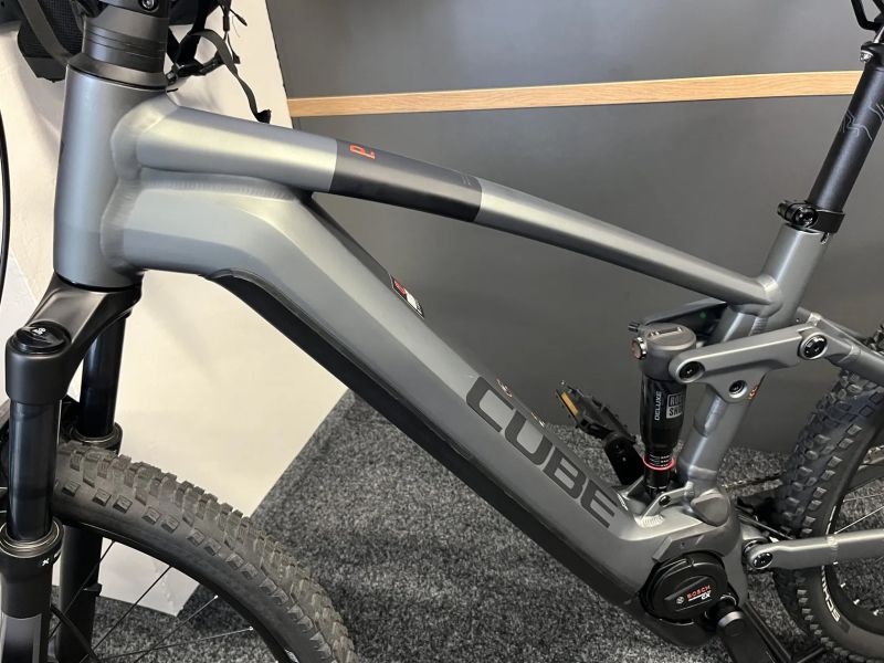 CUBE Stereo Hybrid 120 PRO 625 vel.L 2023 184km