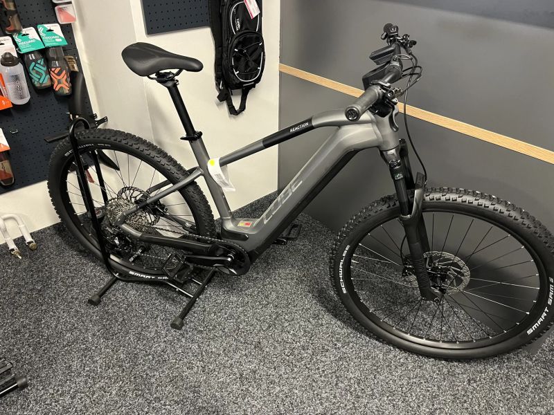 CUBE Reaction Hybrid RACE 750 vel. XL 2024 NOVÉ