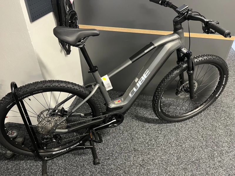 CUBE Reaction Hybrid RACE 750 vel. XL 2024 NOVÉ