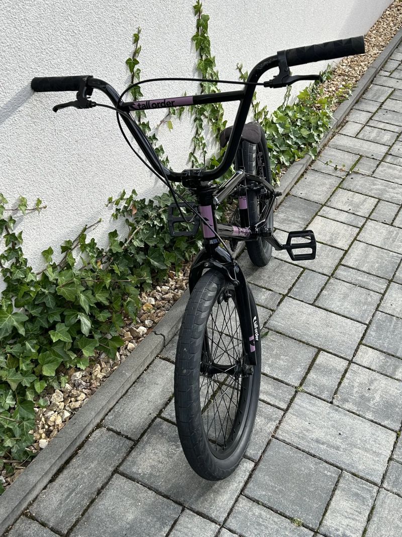 Prodám v podstatě neježdné značkové BMX